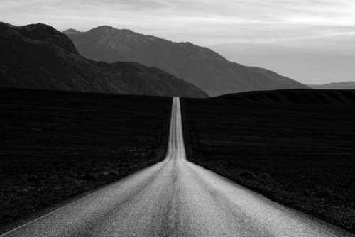 black-amp-white-highway-journey-photography-the-road-favim-com-459348_large